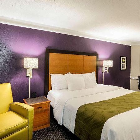 Quality Inn & Suites North Charleston - Ashley Phosphate Zewnętrze zdjęcie