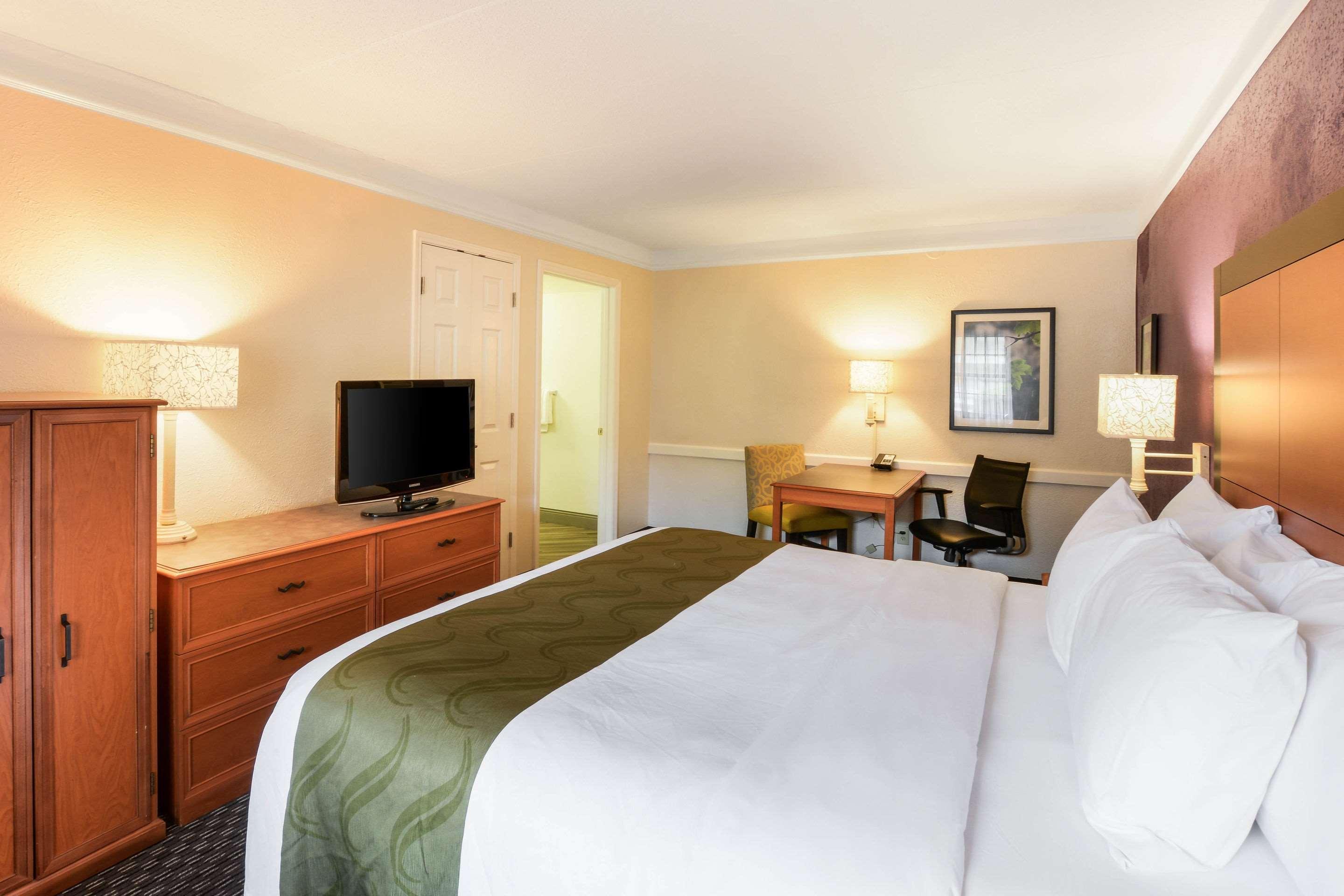 Quality Inn & Suites North Charleston - Ashley Phosphate Zewnętrze zdjęcie