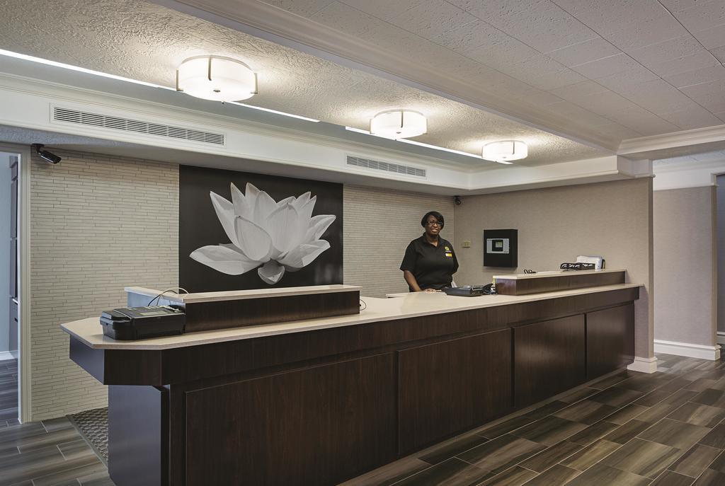 Quality Inn & Suites North Charleston - Ashley Phosphate Zewnętrze zdjęcie