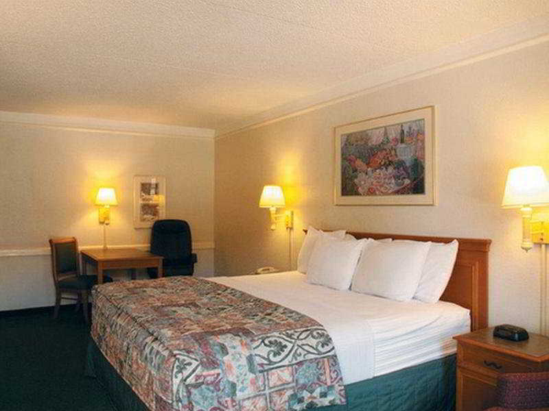 Quality Inn & Suites North Charleston - Ashley Phosphate Pokój zdjęcie