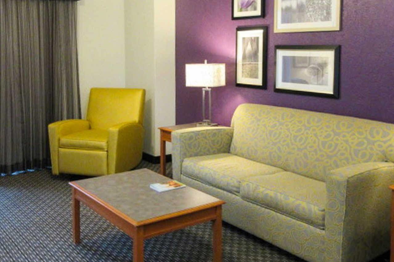 Quality Inn & Suites North Charleston - Ashley Phosphate Zewnętrze zdjęcie