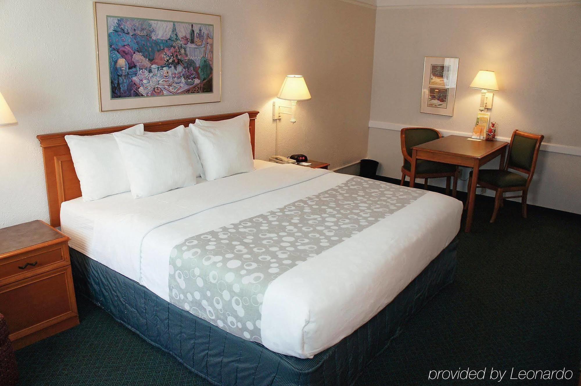 Quality Inn & Suites North Charleston - Ashley Phosphate Zewnętrze zdjęcie