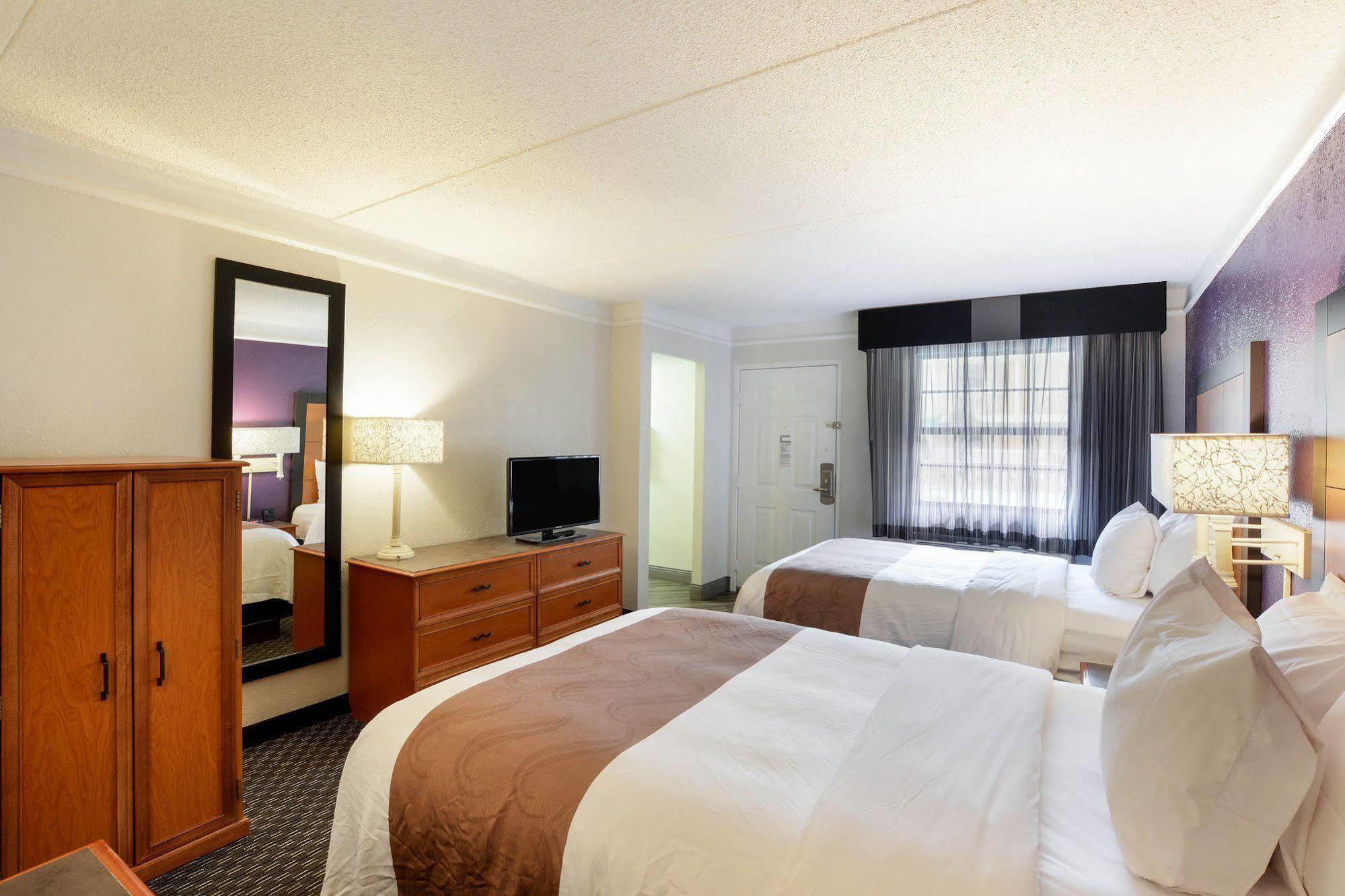 Quality Inn & Suites North Charleston - Ashley Phosphate Zewnętrze zdjęcie