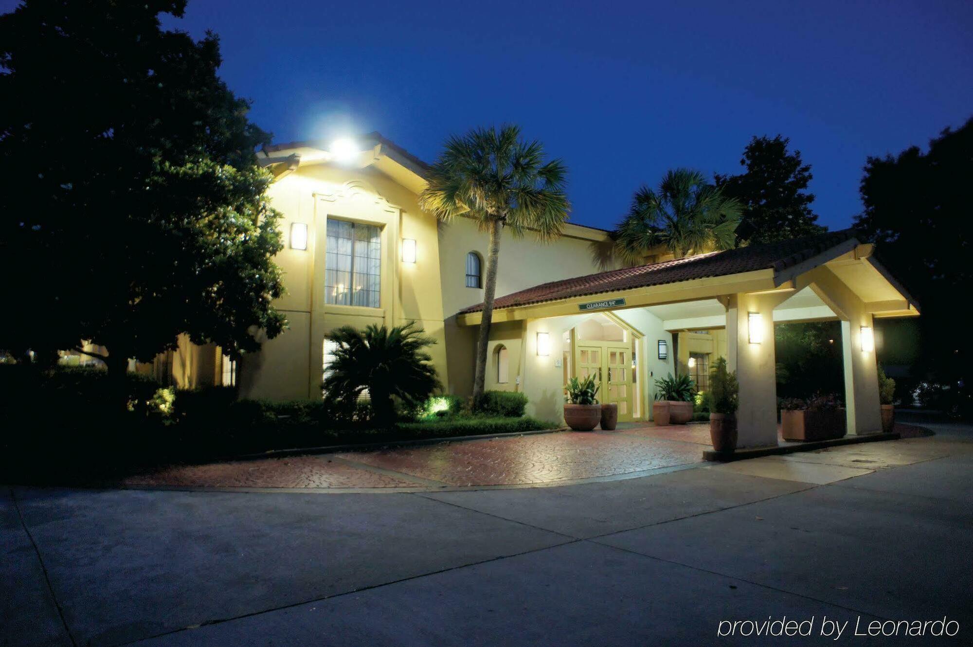 Quality Inn & Suites North Charleston - Ashley Phosphate Zewnętrze zdjęcie